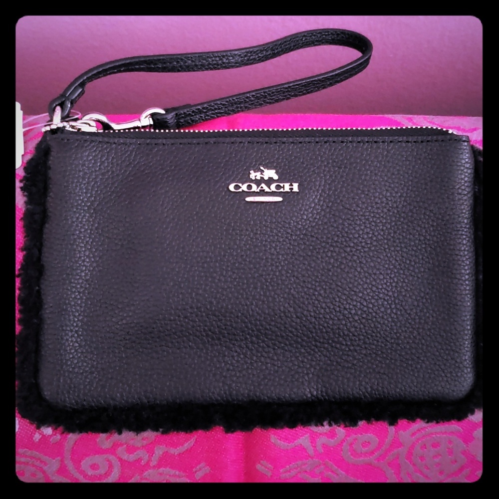 NEW Black Pebbled Leather Shearling Trim Wristlet